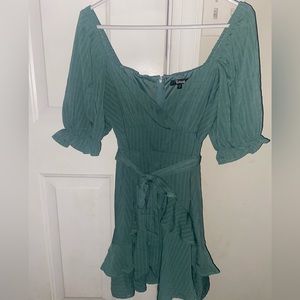 Trick Green Ruffled Tie-Front Puffed Half Sleeve Dress, Medium